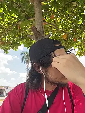 Luxx 14 online show from 14, 4, 2026