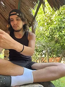 Luxx 14 online show from 19, 4, 2026