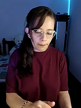 Snapshot of Isabella5_Brown_ chatting on 9, 1, 2026 Isabella5 Brown online show from 9, 1, 2026