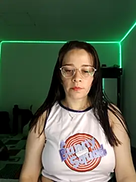 Snapshot of Isabella5_Brown_ chatting on 15, 1, 2026 Isabella5 Brown online show from 15, 1, 2026