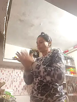 ISHANI-SINGH online show from 22, 12, 2025