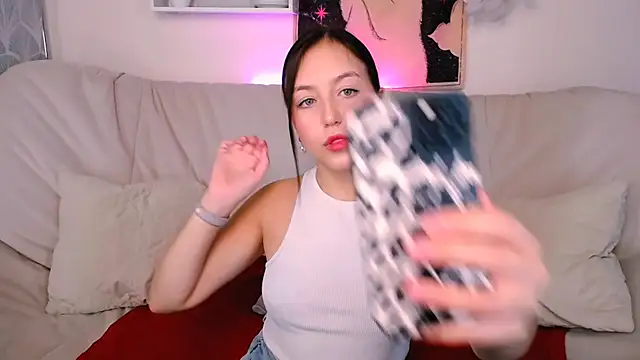 Snapshot of CindySparkl chatting on 11, 9, 2025 CindySparkl online show from 11, 9, 2025