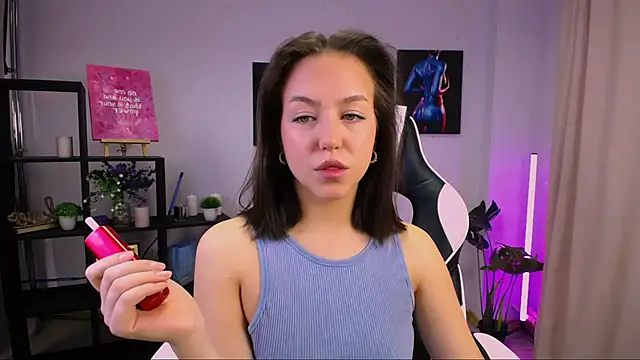 Snapshot of CindySparkl chatting on 19, 11, 2025 CindySparkl online show from 19, 11, 2025