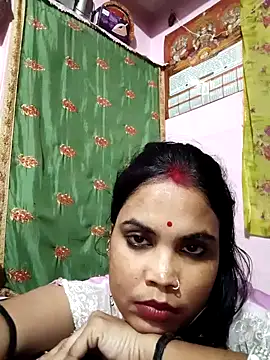 Snapshot of Cut_ragni chatting on 11, 11, 2025 Cut ragni online show from 11, 11, 2025