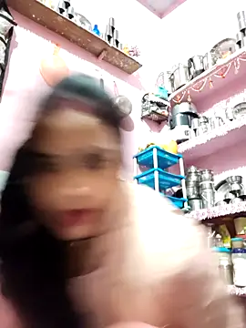 Snapshot of Cut_ragni chatting on 13, 11, 2025 Cut ragni online show from 13, 11, 2025