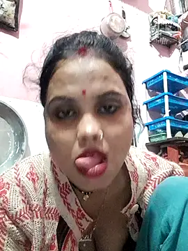 Snapshot of Cut_ragni chatting on 19, 11, 2025 Cut ragni online show from 19, 11, 2025