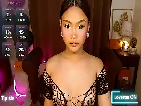 Snapshot of _MaxcineMalkova_ chatting on 23, 11, 2025 MaxcineMalkova online show from 23, 11, 2025