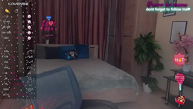 Snapshot of LiSinDoll chatting on 6, 10, 2025 LiSinDoll online show from 6, 10, 2025