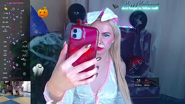 Snapshot of LiSinDoll chatting on 31, 10, 2025 LiSinDoll online show from 31, 10, 2025