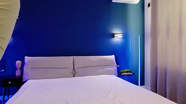 Snapshot of MariGven chatting on 3, 10, 2025 MariGven online show from 3, 10, 2025