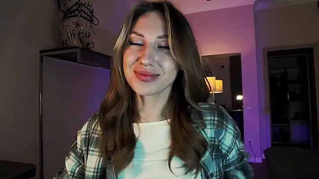 Snapshot of MariGven chatting on 11, 11, 2025 MariGven online show from 11, 11, 2025