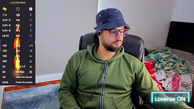 Snapshot of Ernesto-Rodriguez82 chatting on 7, 11, 2025 Ernesto-Rodriguez82 online show from 7, 11, 2025