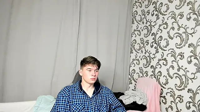 Snapshot of SherlockMax chatting on 13, 9, 2025 SherlockMax online show from 13, 9, 2025