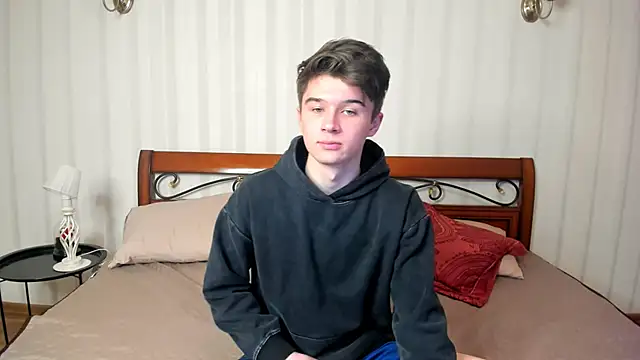 Snapshot of SherlockMax chatting on 10, 10, 2025 SherlockMax online show from 10, 10, 2025