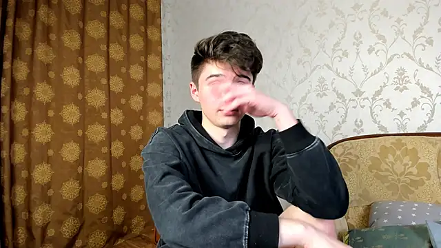 Snapshot of SherlockMax chatting on 11, 10, 2025 SherlockMax online show from 11, 10, 2025