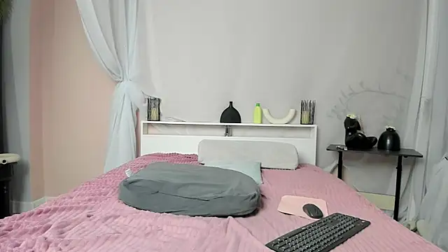 Snapshot of SherlockMax chatting on 13, 1, 2026 SherlockMax online show from 13, 1, 2026