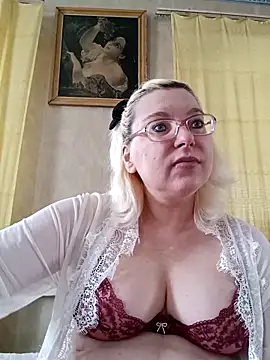 VikaKing online show from 25, 2, 2026