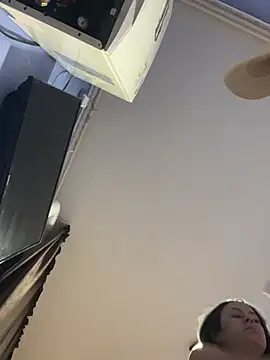 Snapshot of Enna-Kymm chatting on 12, 2, 2026 Enna-Kymm online show from 12, 2, 2026