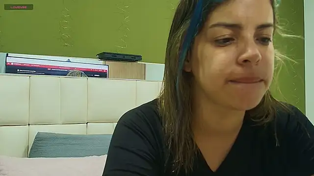 gisell gomez online show from 12, 10, 2025