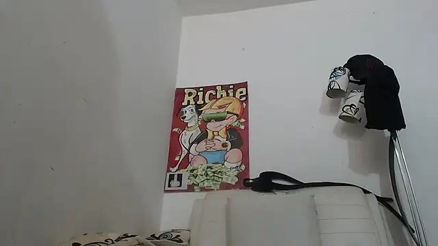 Snapshot of Thomasjons_ chatting on 14, 12, 2025 Thomasjons online show from 14, 12, 2025