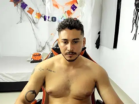 Snapshot of ashlan_king chatting on 7, 11, 2025 ashlan king online show from 7, 11, 2025