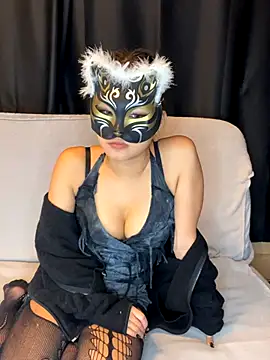 Snapshot of NTR_COUPLE chatting on 5, 12, 2025 NTR COUPLE online show from 5, 12, 2025