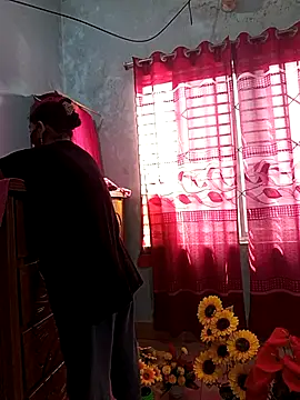 Snapshot of Cute_Faria chatting on 11, 11, 2025 Cute Faria online show from 11, 11, 2025