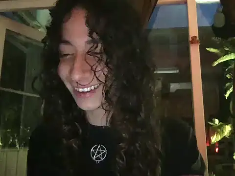 Snapshot of camille_delrey chatting on 15, 9, 2025 camille delrey online show from 15, 9, 2025