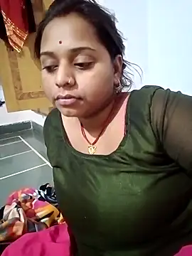 Snapshot of Hot_crety chatting on 11, 9, 2025 Hot crety online show from 11, 9, 2025