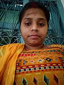 Snapshot of Hot_crety chatting on 7, 10, 2025 Hot crety online show from 7, 10, 2025