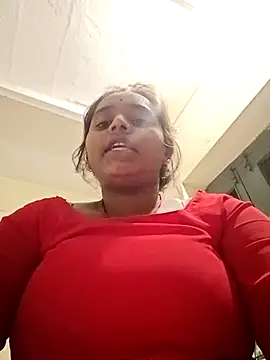 Snapshot of Hot_crety chatting on 29, 10, 2025 Hot crety online show from 29, 10, 2025