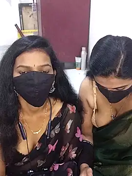 Snapshot of sneha_bebo chatting on 17, 9, 2025 sneha bebo online show from 17, 9, 2025