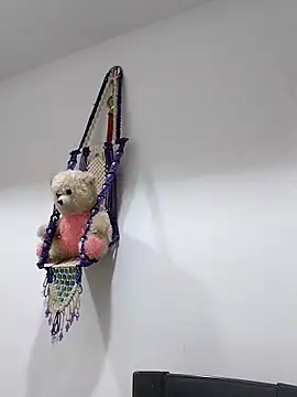 Snapshot of sneha_bebo chatting on 7, 11, 2025 sneha bebo online show from 7, 11, 2025