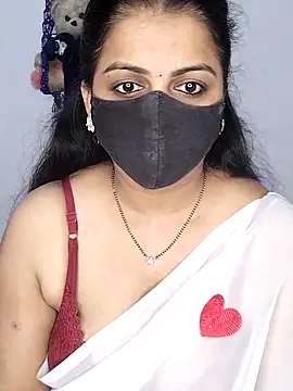 Snapshot of sneha_bebo chatting on 14, 12, 2025 sneha bebo online show from 14, 12, 2025