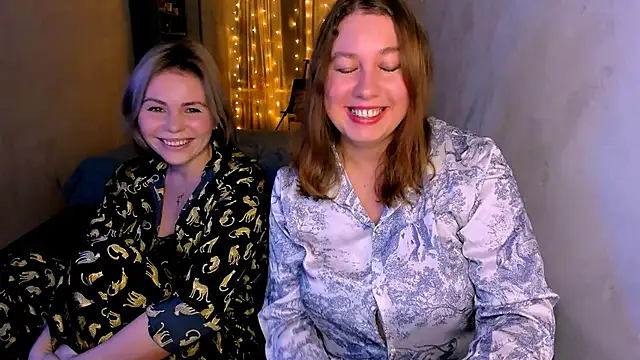 Snapshot of NancySanders chatting on 5, 12, 2025 NancySanders online show from 5, 12, 2025