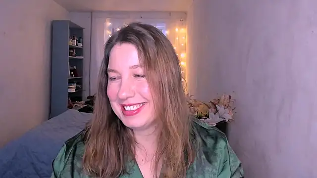 Snapshot of NancySanders chatting on 17, 12, 2025 NancySanders online show from 17, 12, 2025