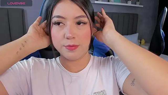 Snapshot of anagil_ chatting on 3, 12, 2025 anagil online show from 3, 12, 2025