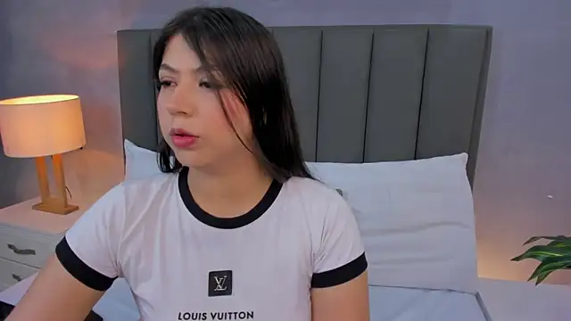 Snapshot of anagil_ chatting on 18, 12, 2025 anagil online show from 18, 12, 2025