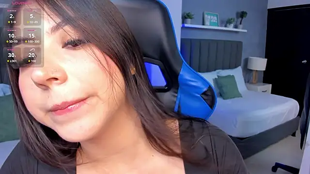 Snapshot of anagil_ chatting on 5, 1, 2026 anagil online show from 5, 1, 2026