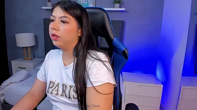 Snapshot of anagil_ chatting on 6, 1, 2026 anagil online show from 6, 1, 2026