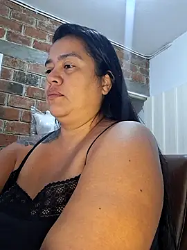 Snapshot of NARNYALABELLA chatting on 16, 9, 2025 NARNYALABELLA online show from 16, 9, 2025