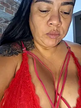 Snapshot of NARNYALABELLA chatting on 20, 9, 2025 NARNYALABELLA online show from 20, 9, 2025