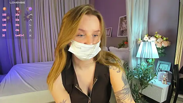 Rina Panic online show from 8, 7, 2026
