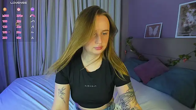 Rina Panic online show from 4, 8, 2026