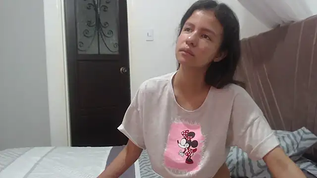 nathaly jones  online show from 8, 4, 2026