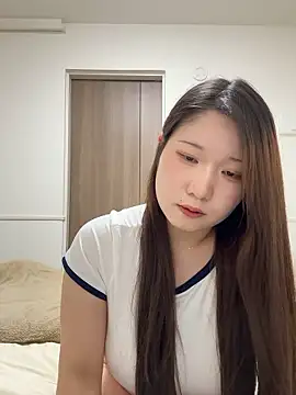  YUNOo0  online show from 10, 4, 2026