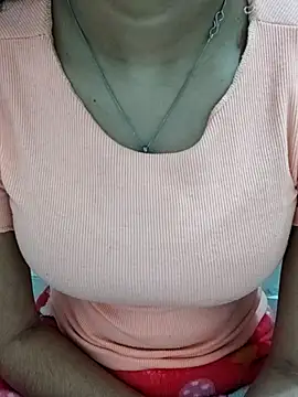 Snapshot of NAIRA5677 chatting on 22, 11, 2025 NAIRA5677 online show from 22, 11, 2025