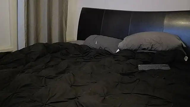 Snapshot of pantyhoselover54 chatting on 12, 11, 2025 pantyhoselover54 online show from 12, 11, 2025