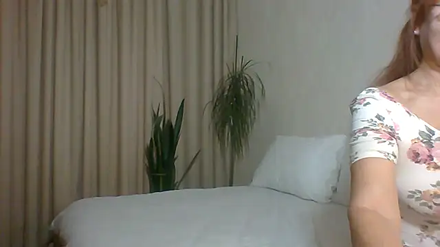 Snapshot of Marellaa chatting on 5, 12, 2025 Marellaa online show from 5, 12, 2025