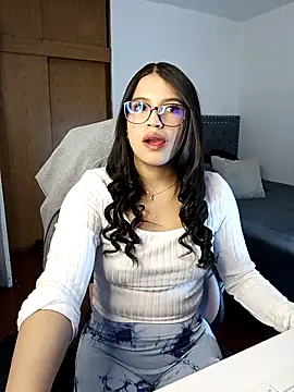 asumi 18 online show from 28, 11, 2025